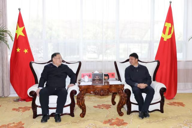 中智集團(tuán)黨委書(shū)記、董事長(zhǎng)卜玉龍赴云南楚雄調(diào)研鄉(xiāng)村振興幫扶工作