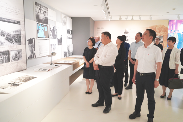 中智集團黨委書記、董事長卜玉龍赴陜西、內(nèi)蒙古開展商務拜訪活動